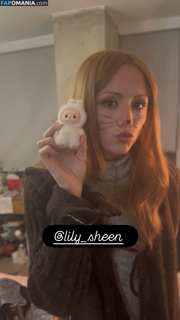 Lily Mo Sheen / lily_sheen Nu OnlyFans  Foto vazada #430