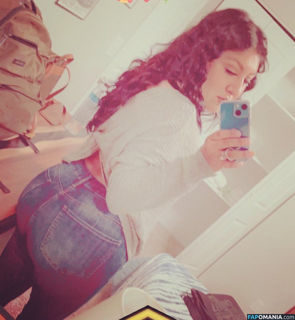 Abigail Lopez / Lily / lily69699 Nu OnlyFans  Foto vazada #4