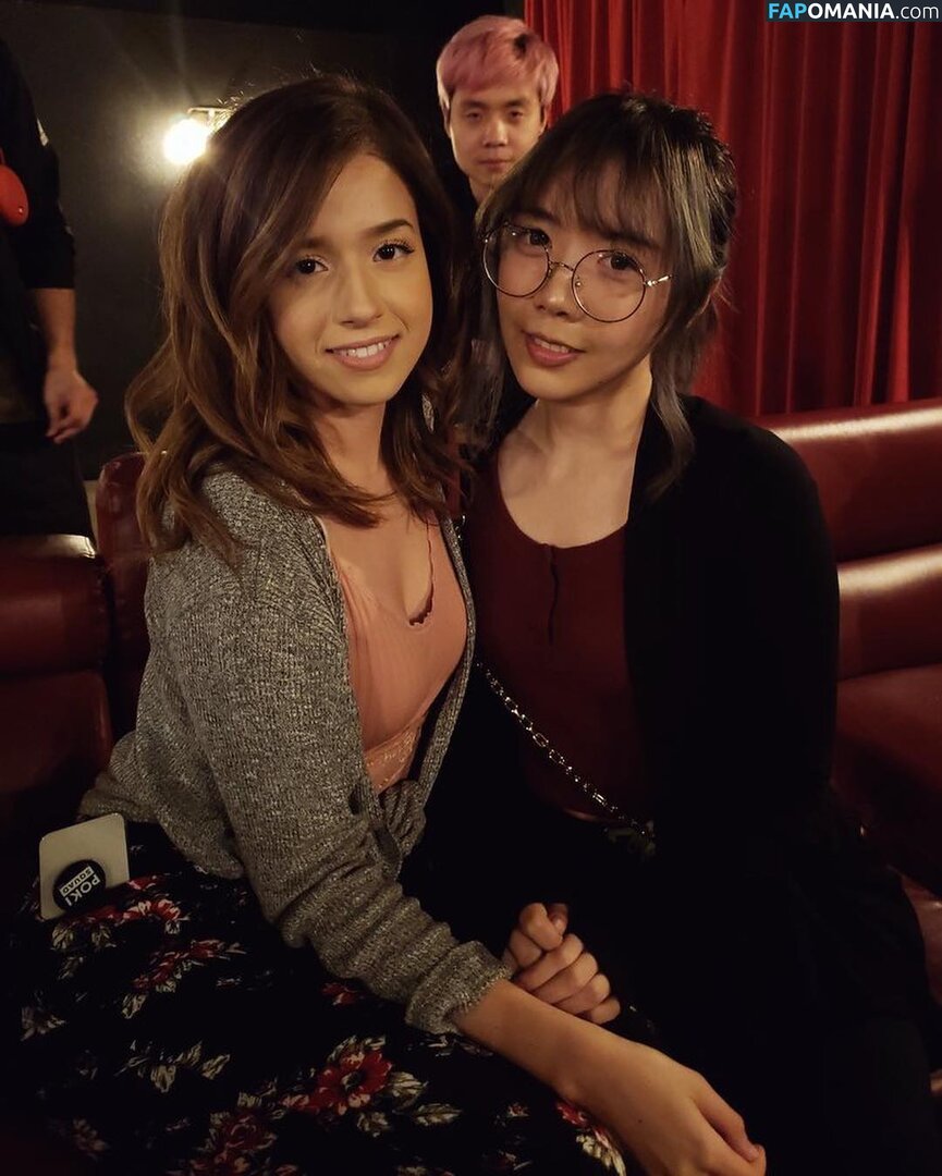 LilyPichu / onlysaber Nu OnlyFans  Foto vazada #720