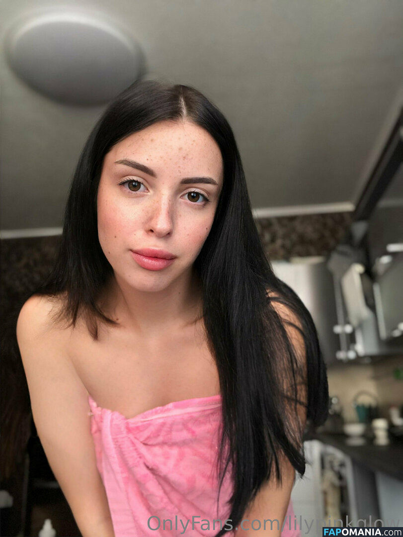 lilpink3y / lilypinkglow Nu OnlyFans  Foto vazada #28