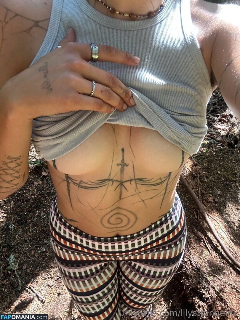 LilystrangeInk / lilystrange.ink Nu OnlyFans  Foto vazada #13