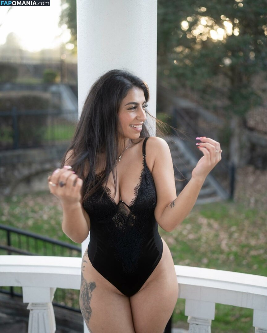Lina_alqaq Nu OnlyFans  Foto vazada #1