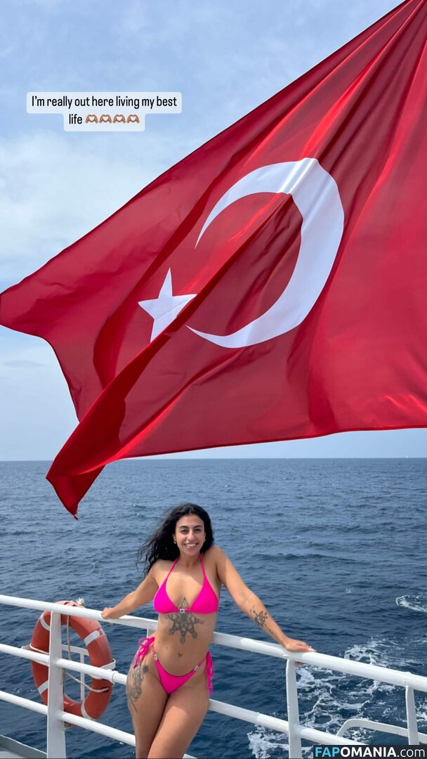 Lina_alqaq Nu OnlyFans  Foto vazada #5