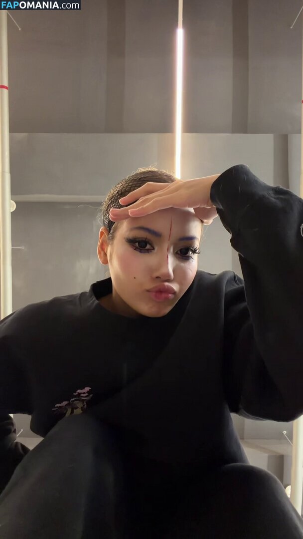 Lisa Blackpink Nu OnlyFans  Foto vazada #278