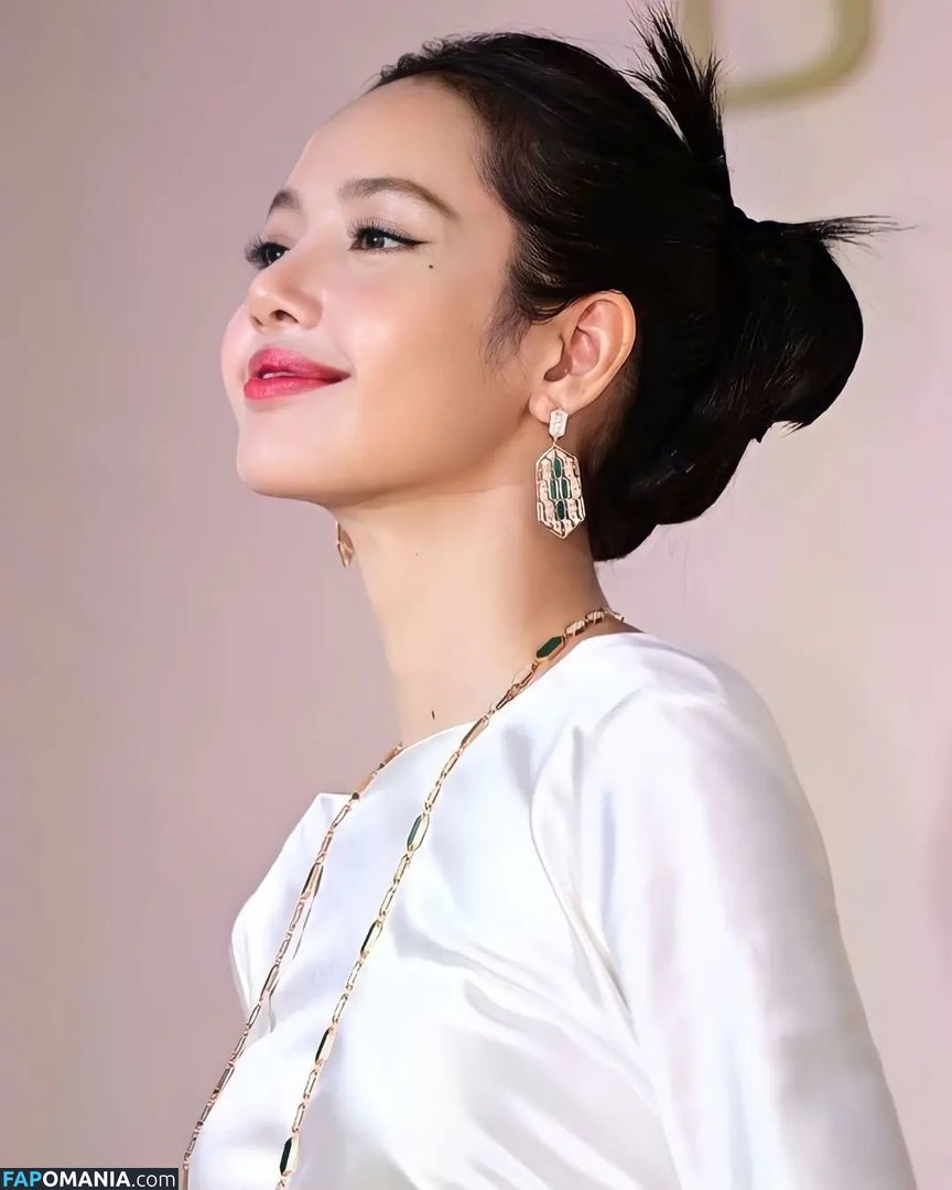 Blackpink / Lisa / lalalalisa_m / lisaamane Nu OnlyFans  Foto vazada #3