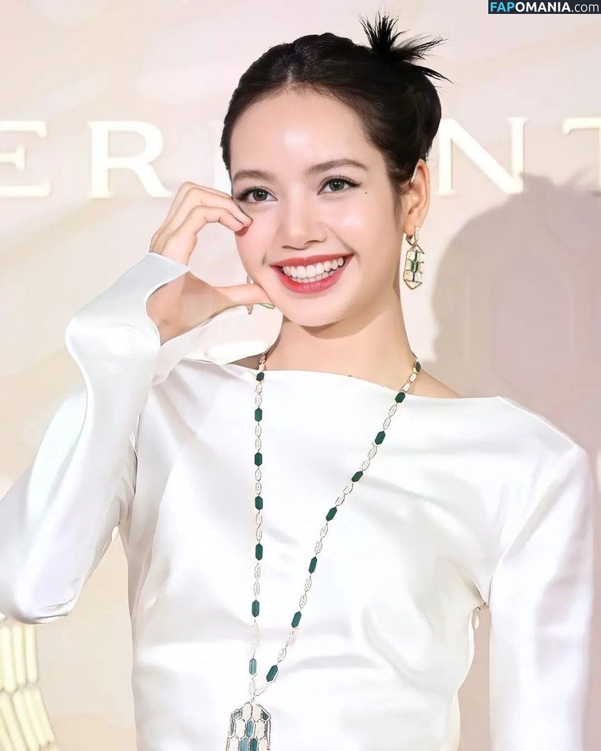 Blackpink / Lisa / lalalalisa_m / lisaamane Nu OnlyFans  Foto vazada #5