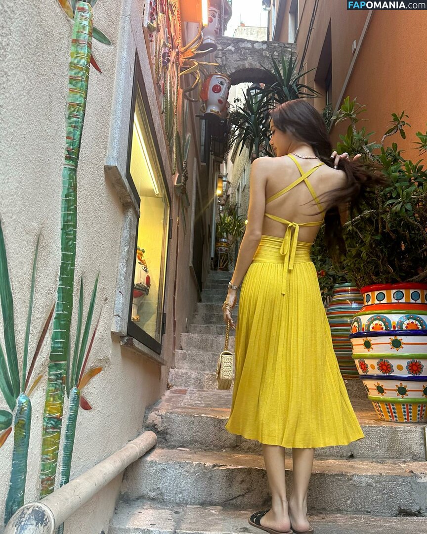 Blackpink / Lisa / lalalalisa_m / lisaamane Nu OnlyFans  Foto vazada #60