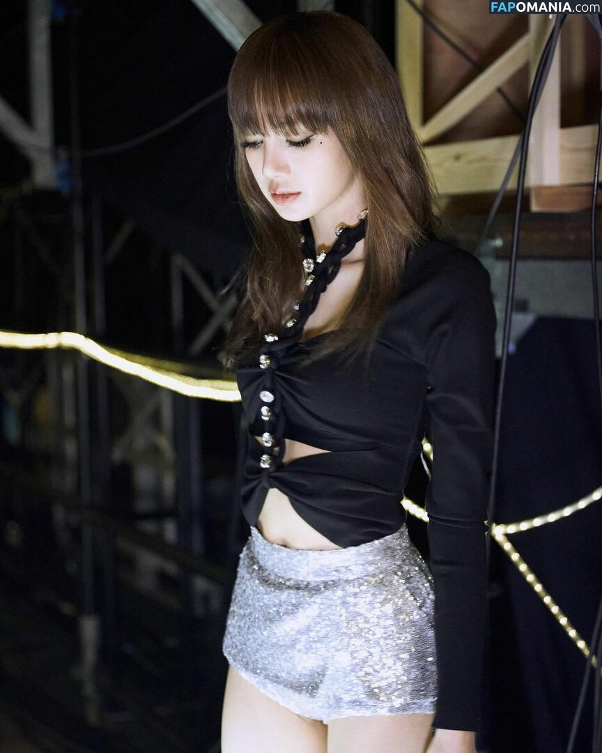 Blackpink / Lisa / lalalalisa_m / lisaamane Nu OnlyFans  Foto vazada #152