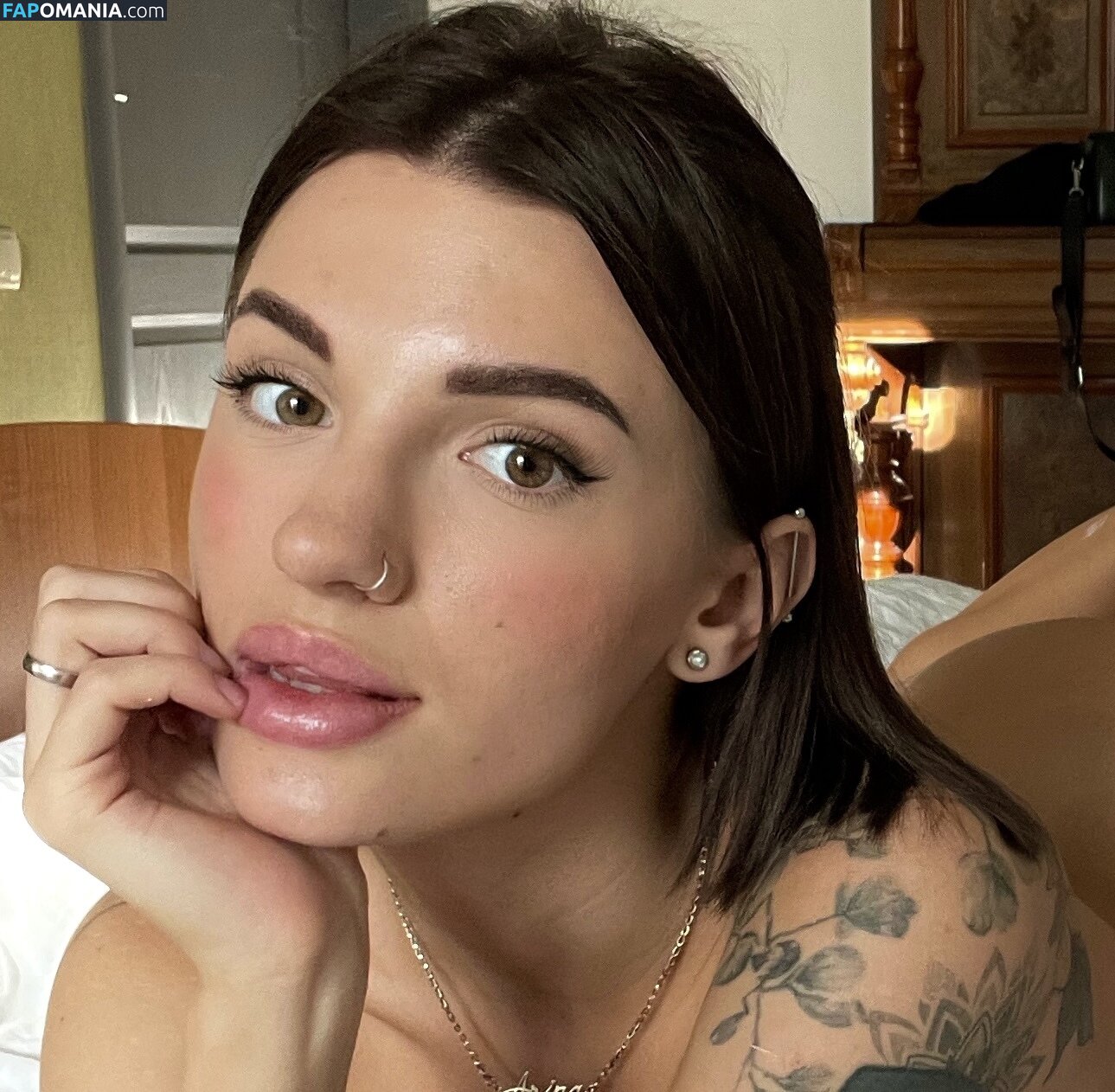 lisaero / lisaerojames / xxvasilisa Nu OnlyFans  Foto vazada #3