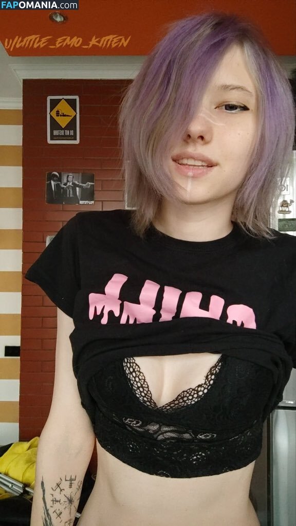 daddys_emo_girl / justemokitten / little_emo_kitten Nu OnlyFans  Foto vazada #1210