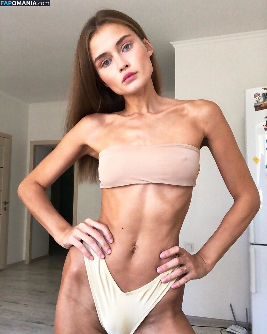 Lola Dikova / loladikovaa Nu OnlyFans  Foto vazada #6