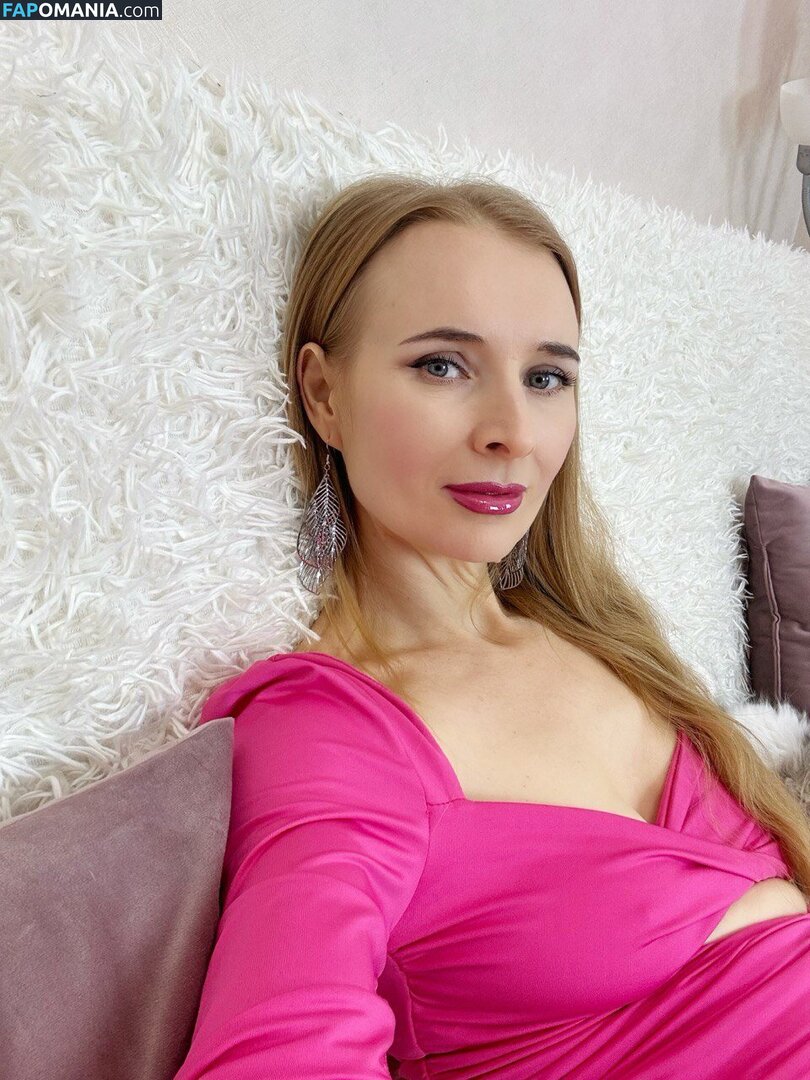 LoraColins / LoraColinz / LoraCollier / lora.colins Nu OnlyFans  Foto vazada #20