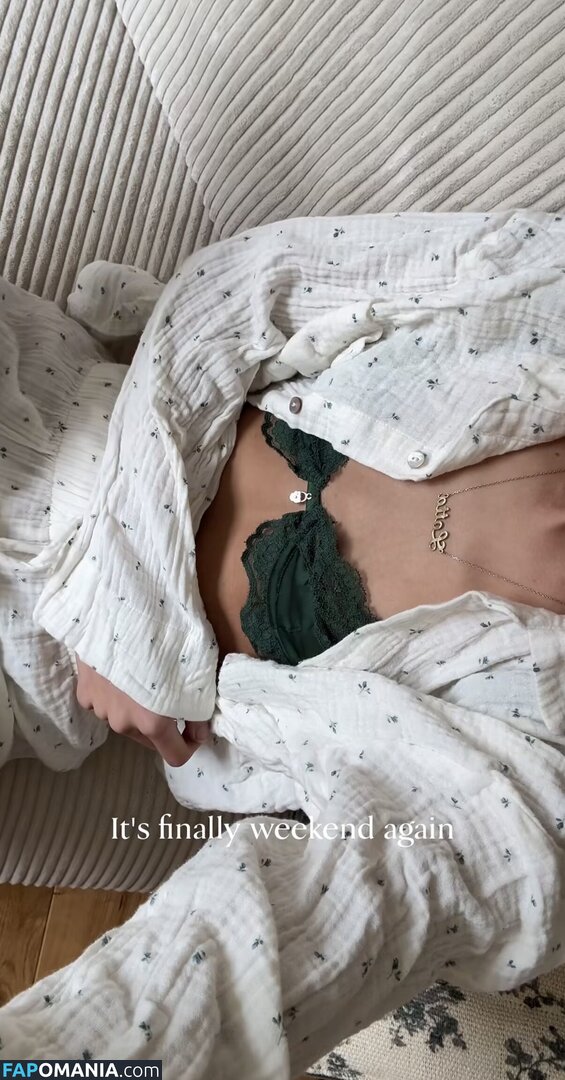 Lotta Emilie Stichler / lottastichler Nu OnlyFans  Foto vazada #9