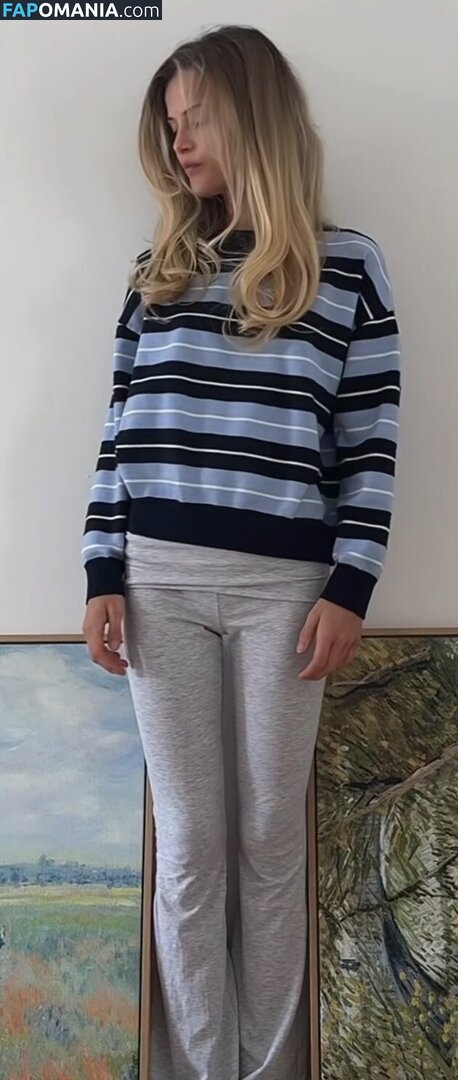 Lotta Emilie Stichler / lottastichler Nu OnlyFans  Foto vazada #11