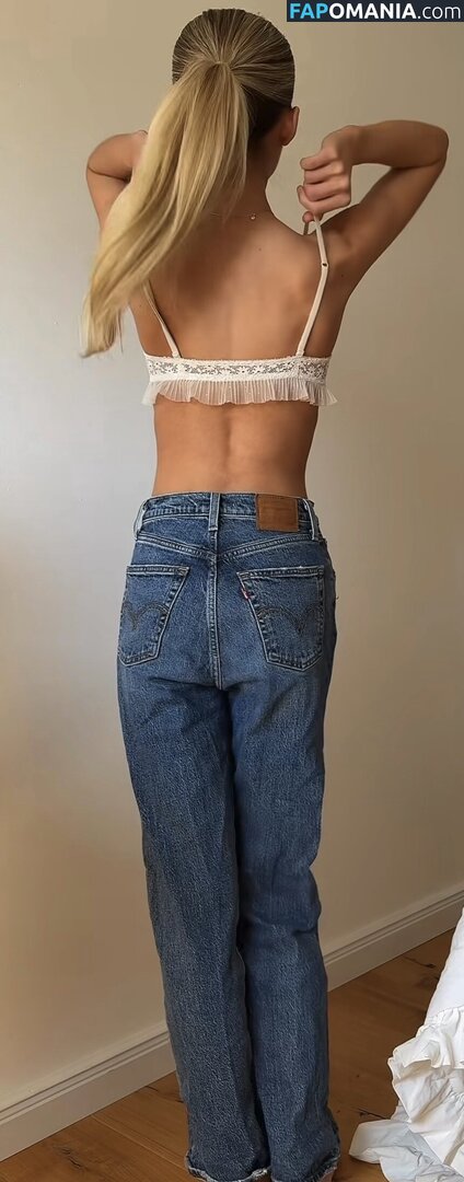 Lotta Emilie Stichler / lottastichler Nu OnlyFans  Foto vazada #22