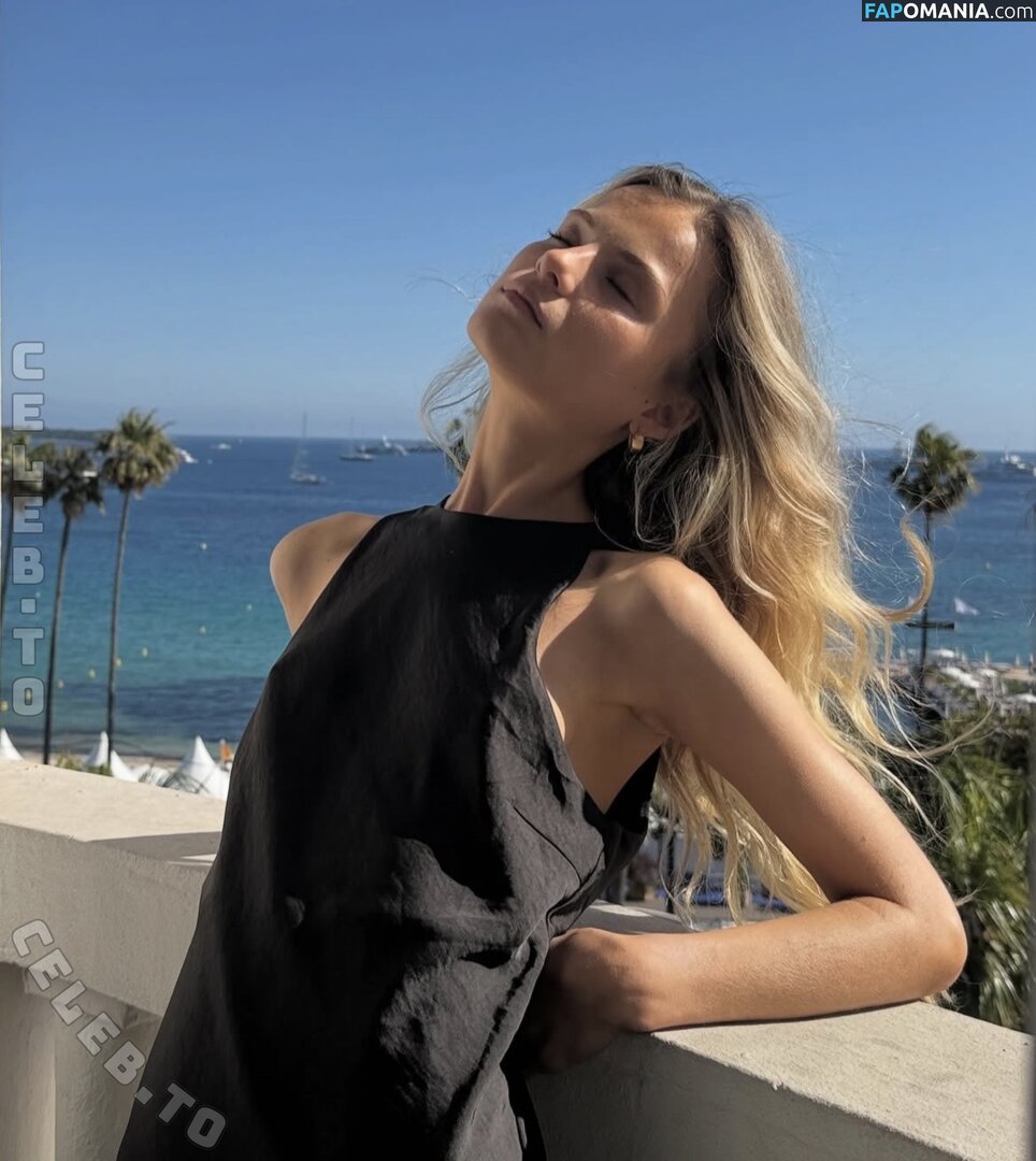 Lotta Emilie Stichler / lottastichler Nu OnlyFans  Foto vazada #46