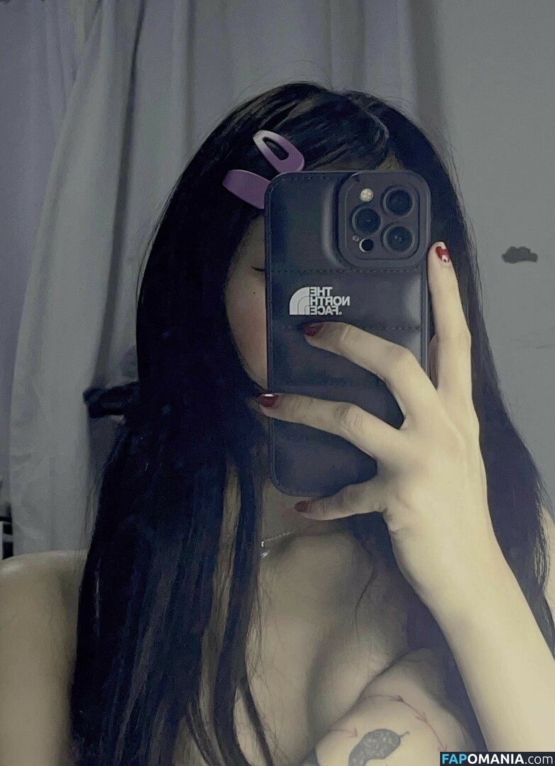 Lilith / Lou Aenlle / llthidk Nu OnlyFans  Foto vazada #97