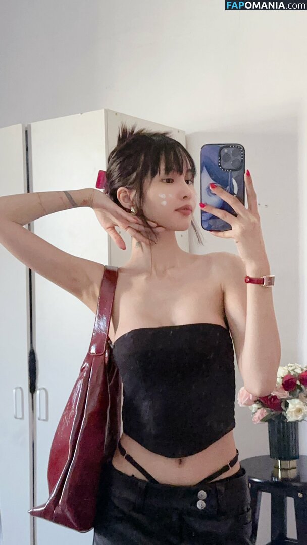 Lilith / Lou Aenlle / llthidk Nu OnlyFans  Foto vazada #174