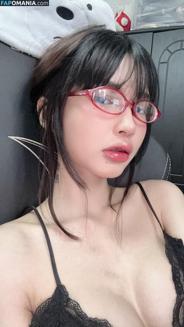 Lilith / Lou Aenlle / llthidk Nu OnlyFans  Foto vazada #204