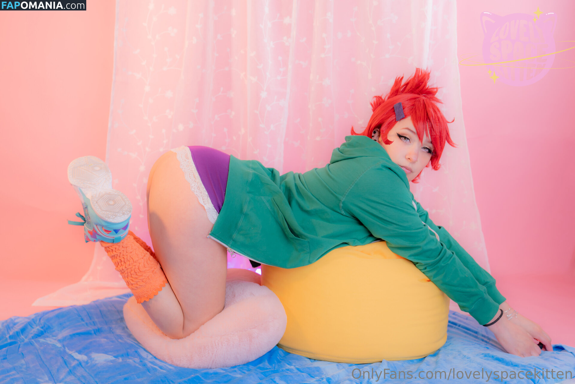 lovelyspacekitten Nu OnlyFans  Foto vazada #197
