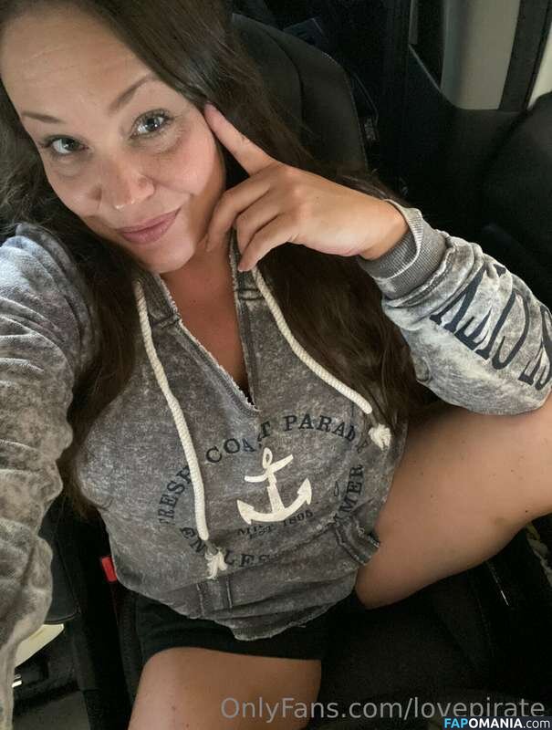 LovePirate Nu OnlyFans  Foto vazada #7