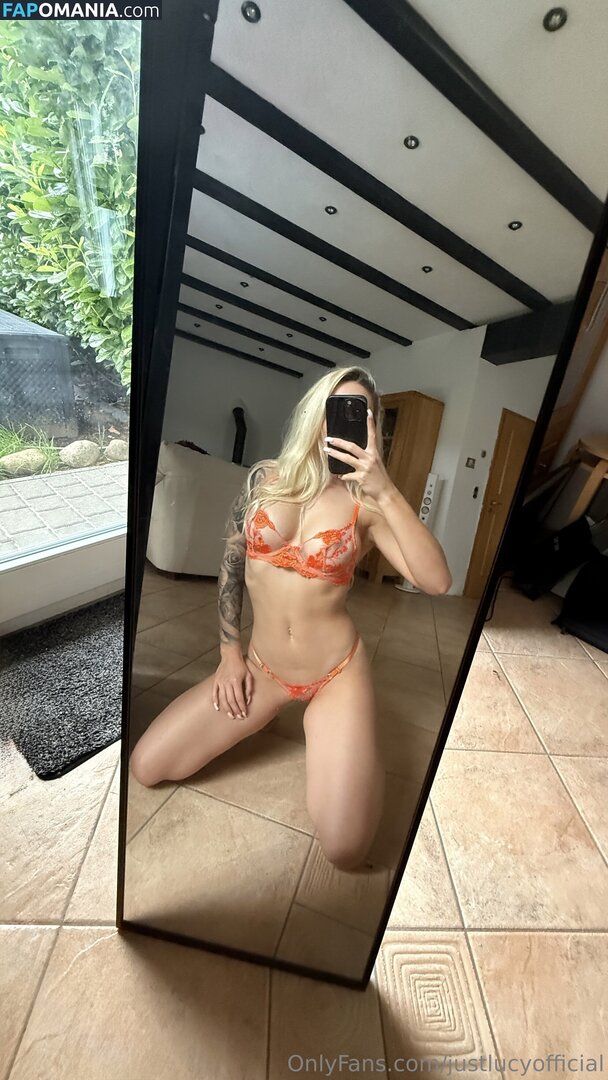 Lucy Cat / justlucy94 / justlucyofficial / lucyskkrr Nu OnlyFans  Foto vazada #4