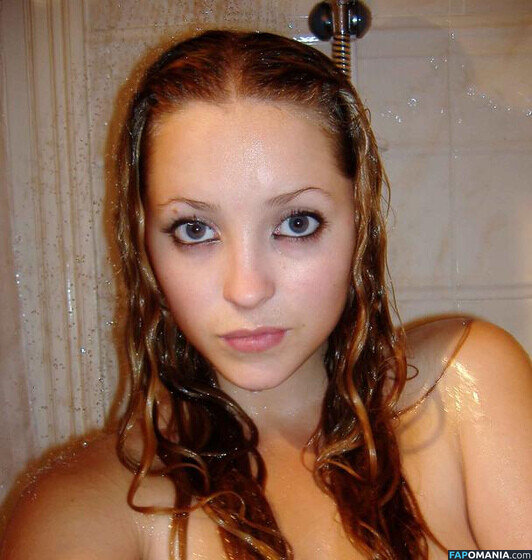 Lucy Collett / Lucy Vixen / Lucyv / lucyvixen Nu OnlyFans  Foto vazada #10