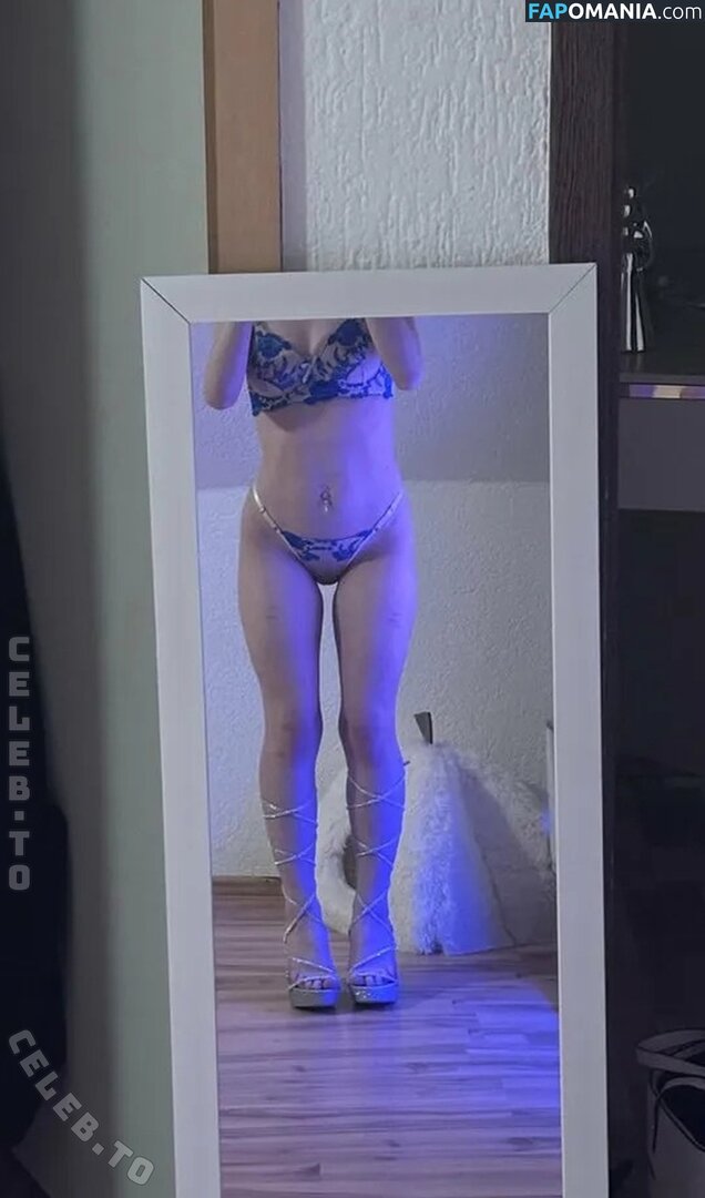 Lucy Müller / https: / luisaahartmann / luisaamachtfaxxen / luisahartmann Nu OnlyFans  Foto vazada #6