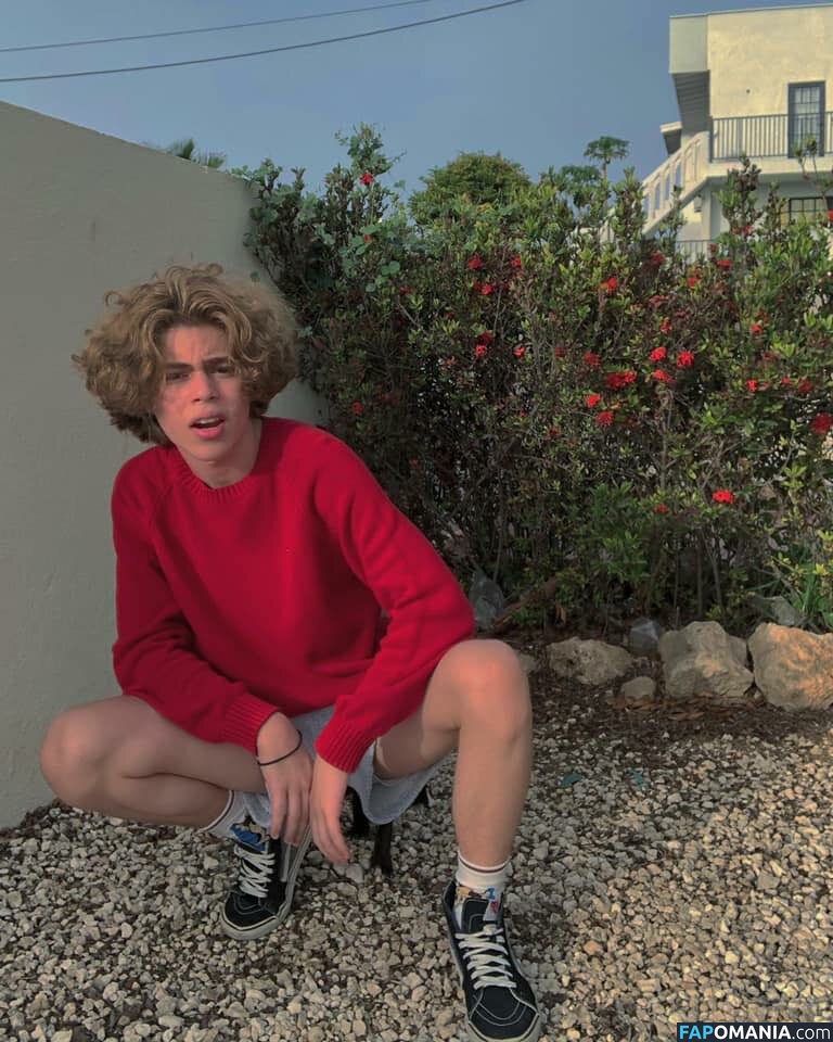 LUIGIPRIMERO1 / Luigi Primero / luigiprimero / papasitoaydiosmio1 Nu OnlyFans  Foto vazada #19