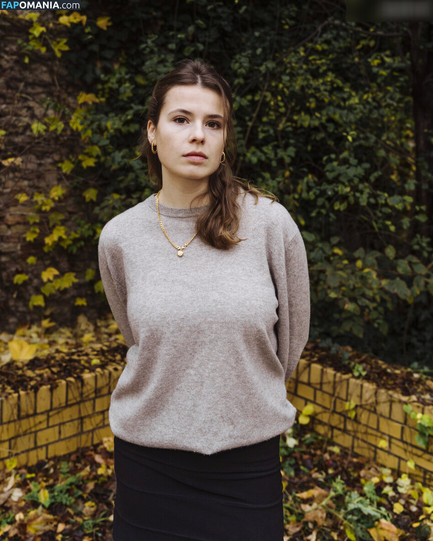 Luisa Neubauer / luisaneubauer Nu OnlyFans  Foto vazada #133