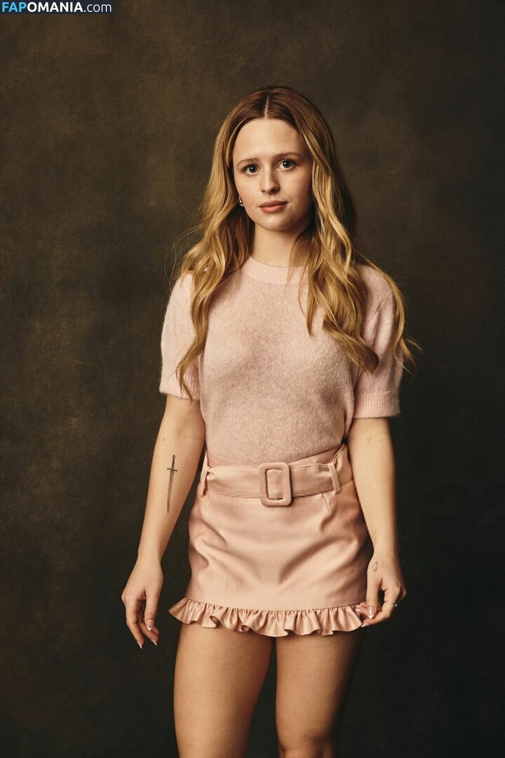 Lulu Wilson / luluswilson Nu OnlyFans  Foto vazada #10