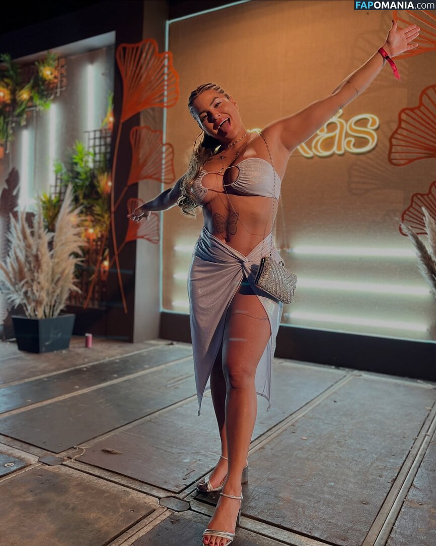 Luma Letícia / luma.focadanafarda Nu OnlyFans  Foto vazada #18