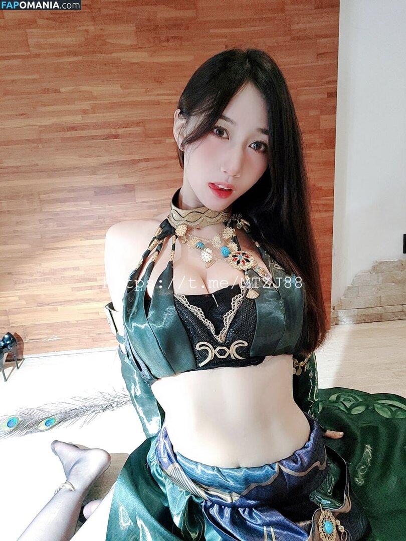 lumanyu2233 Nu OnlyFans  Foto vazada #2