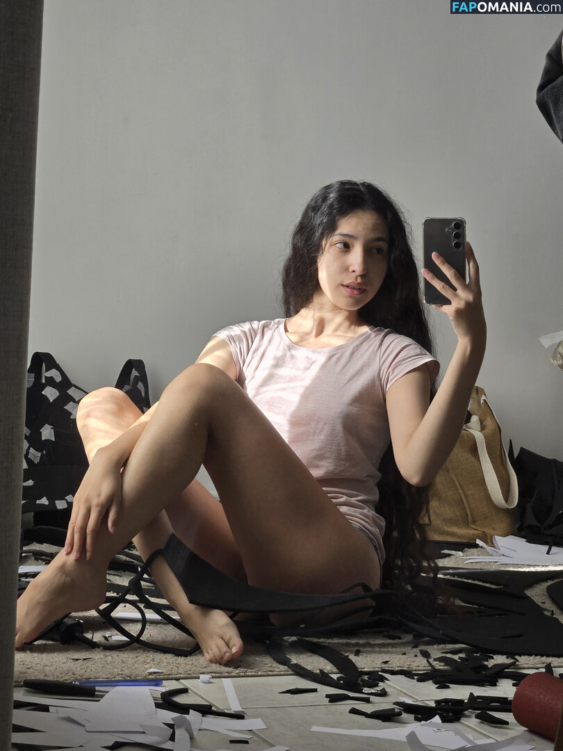 Luna Myosotis / LunaMyosotis Nu OnlyFans  Foto vazada #4