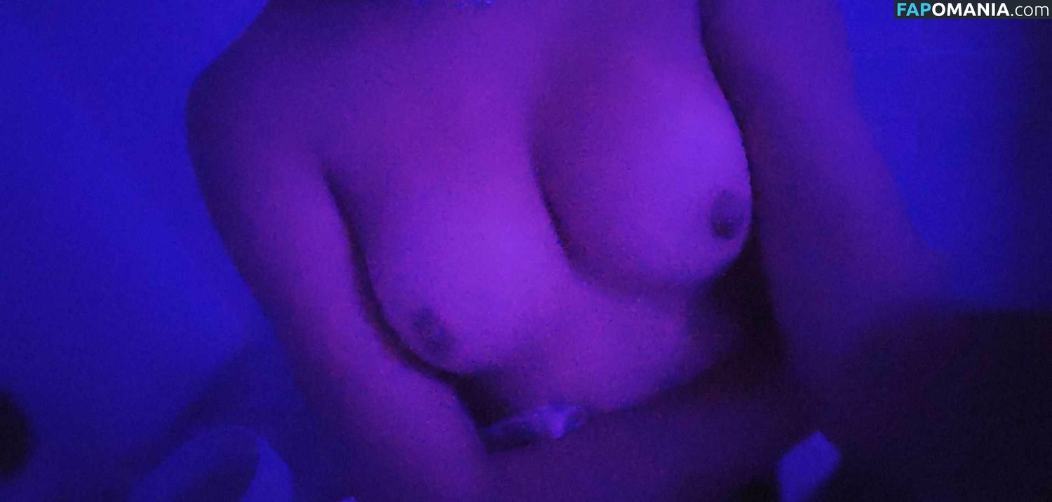 Luz Gabriela / gab_.y._ Nu OnlyFans  Foto vazada #5