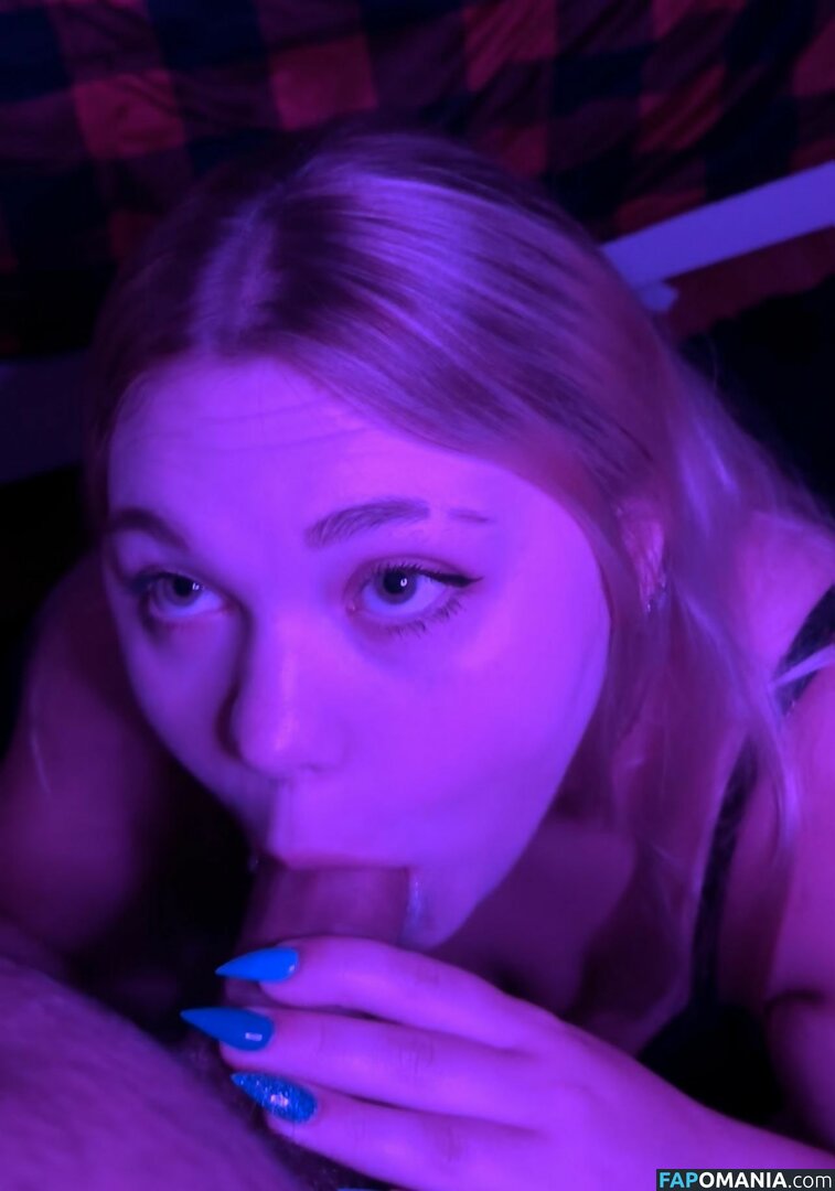 Lxves / lxves._ Nu OnlyFans  Foto vazada #23