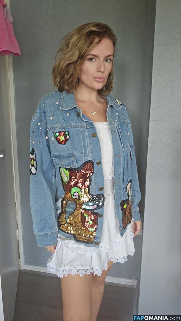 Lycia Rutter / LyciaSharyl / Lyciarutter_xo / dollydaddysgirls Nu OnlyFans  Foto vazada #15