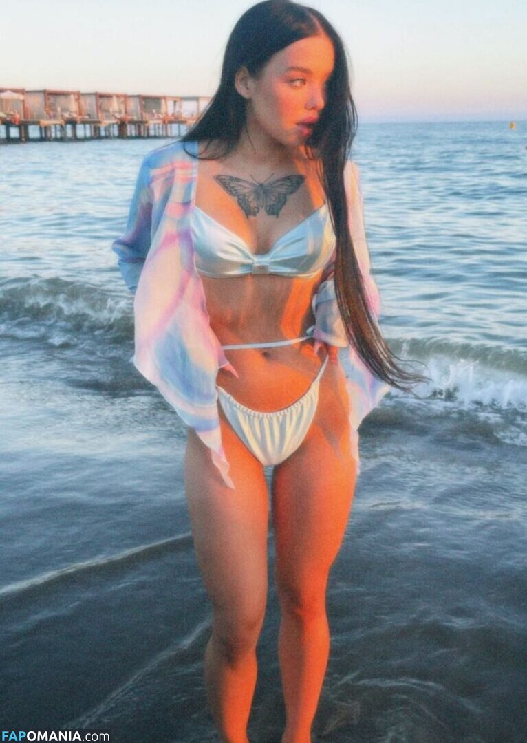 lyna_com2000 Nu OnlyFans  Foto vazada #8