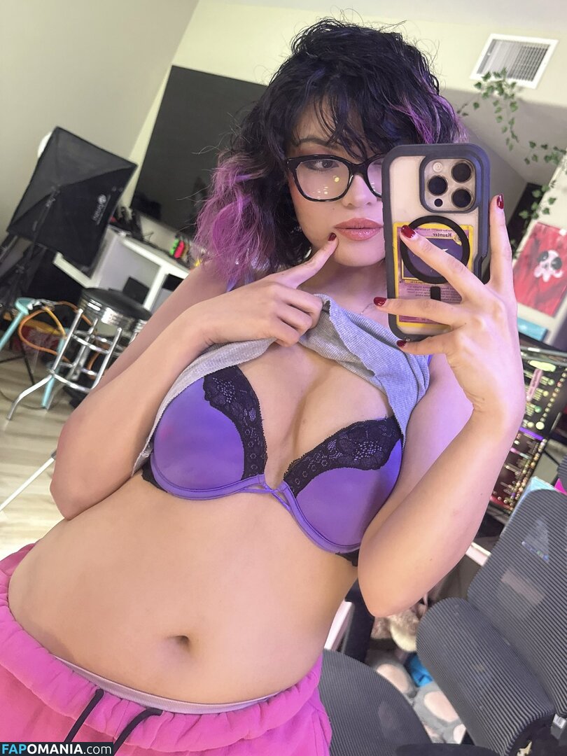 Lynniebrat / Lynniequin / lynniequinvip Nu OnlyFans  Foto vazada #6