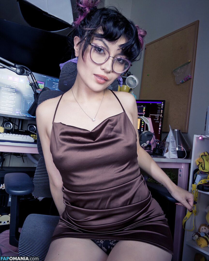 Lynniebrat / Lynniequin / lynniequinvip Nu OnlyFans  Foto vazada #8