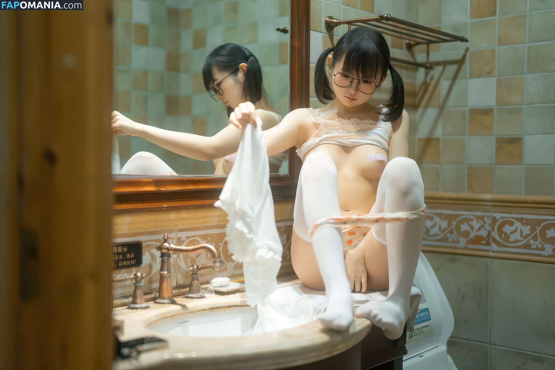 LynnLi7698 / 学徒林恩 / 幼水铃衣 / 幼水铃衣m Nu OnlyFans  Foto vazada #4