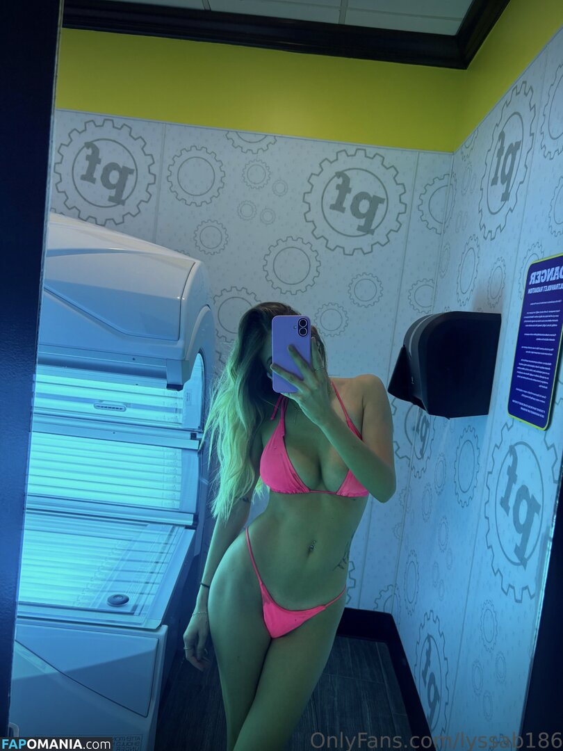 AlyssaRock.06 / Lyssa Bri / lyssab186 Nu OnlyFans  Foto vazada #3