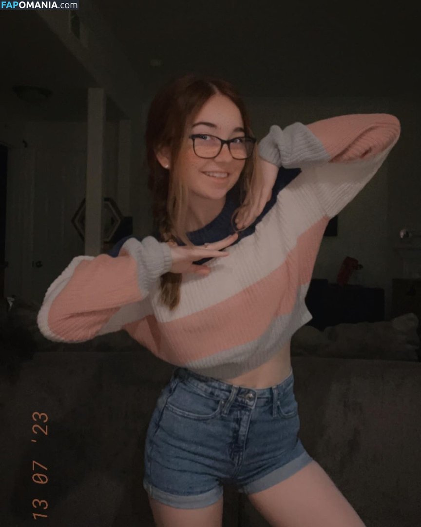 Lyssaurora Nu OnlyFans  Foto vazada #25