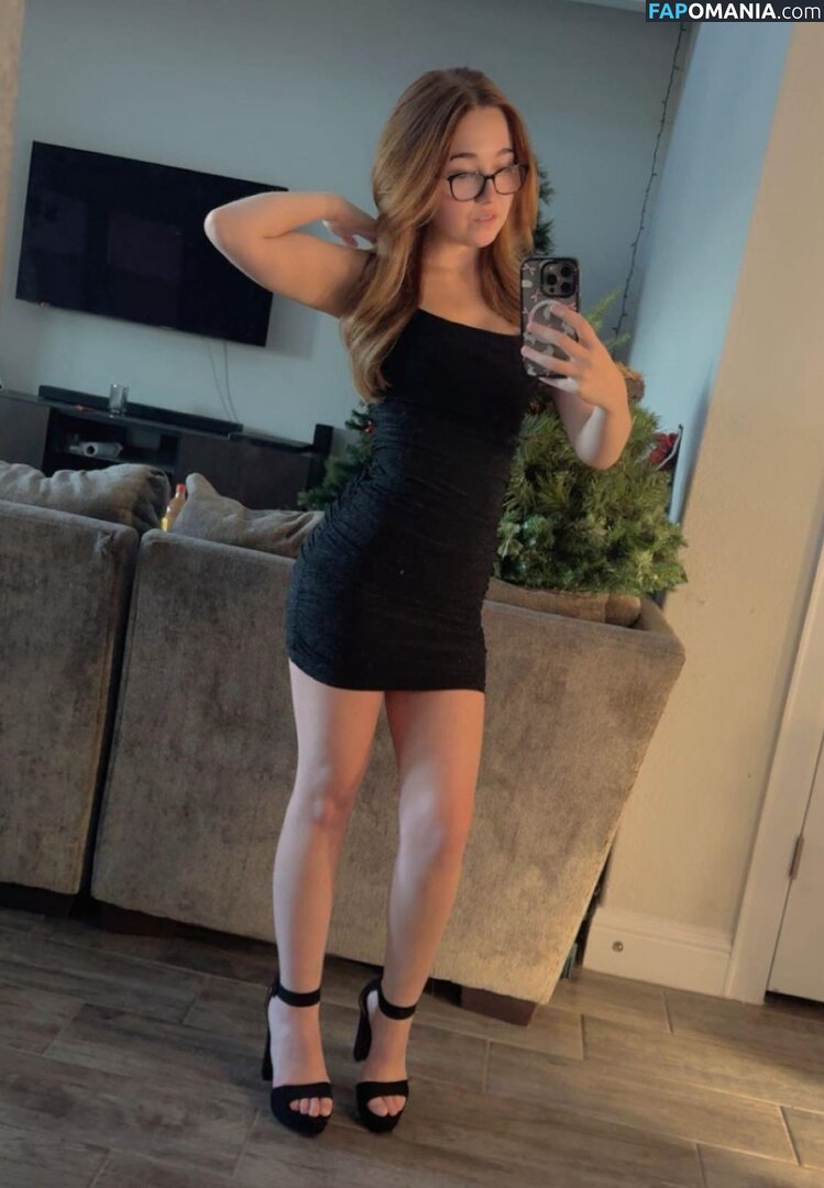 Lyssaurora Nu OnlyFans  Foto vazada #250