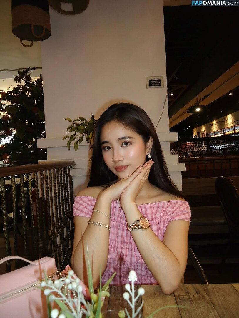 Liezl Siador / Liz / Lzlsdr Nu OnlyFans  Foto vazada #17