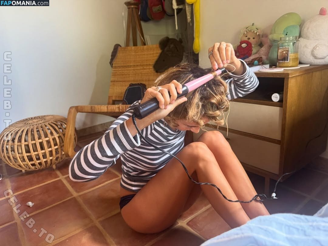 Mackenzie Ziegler / kenzie / mackenzieziegler Nu OnlyFans  Foto vazada #897