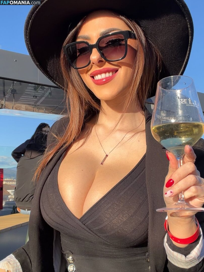 Maddalena Cabizzosu / madame_x_93 / madamex93 Nu OnlyFans  Foto vazada #13