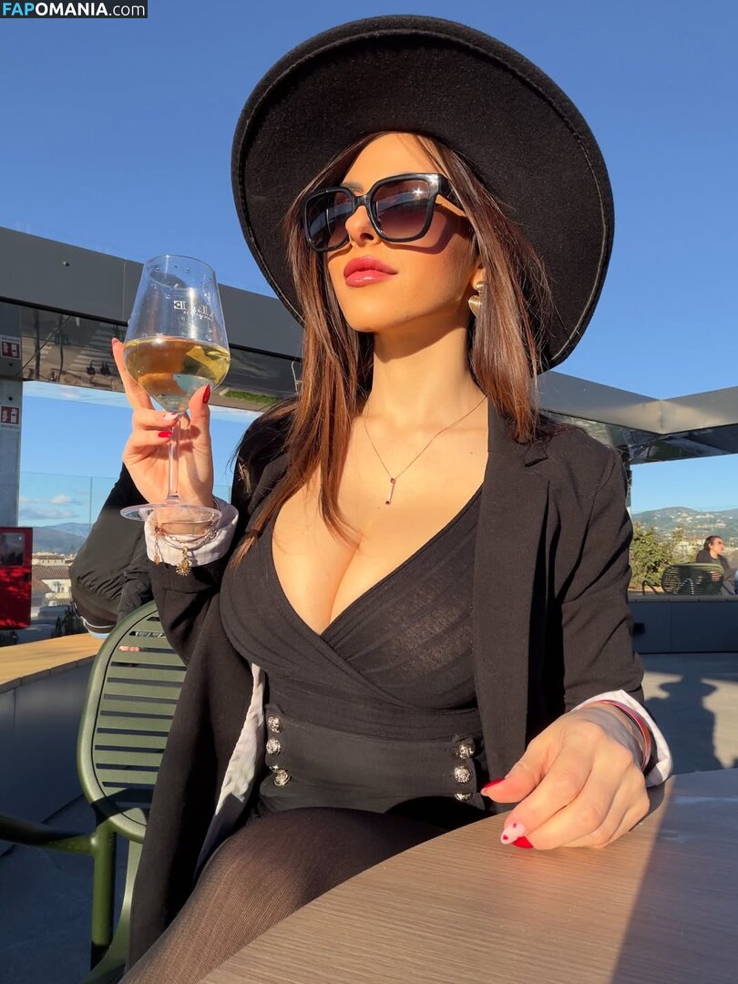 Maddalena Cabizzosu / madame_x_93 / madamex93 Nu OnlyFans  Foto vazada #15