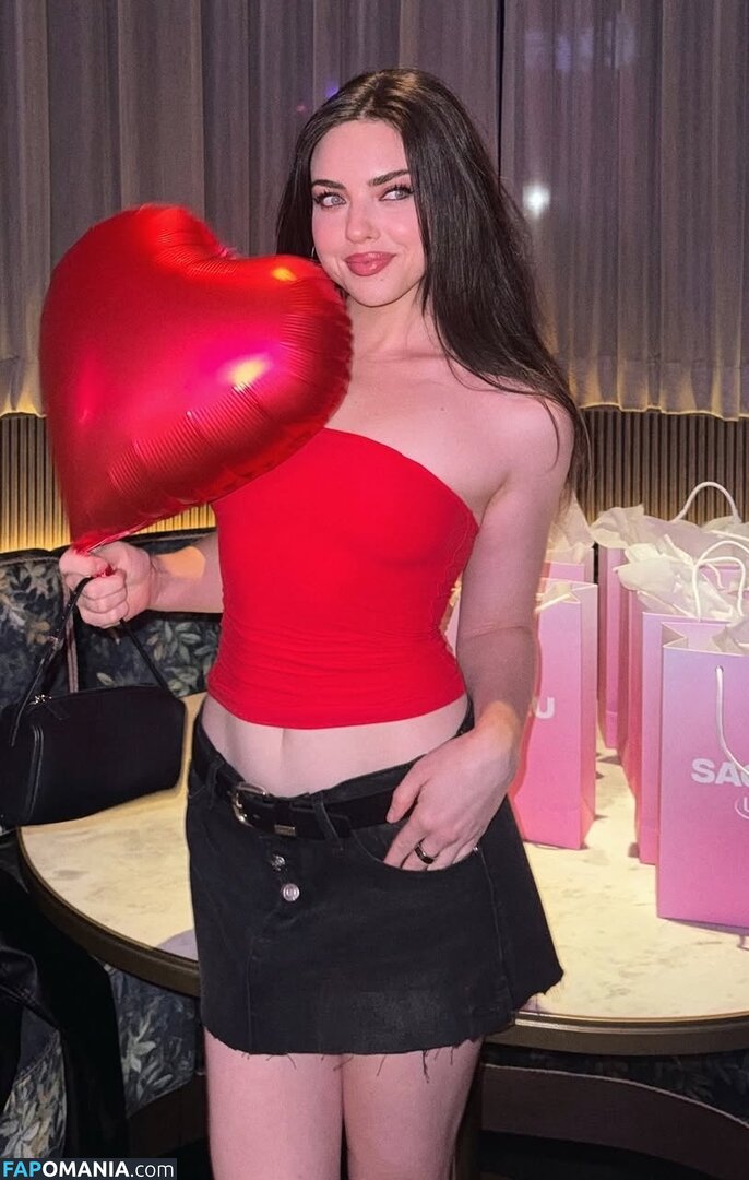Madeleine Byrne / madeleinebyrnee Nu OnlyFans  Foto vazada #19
