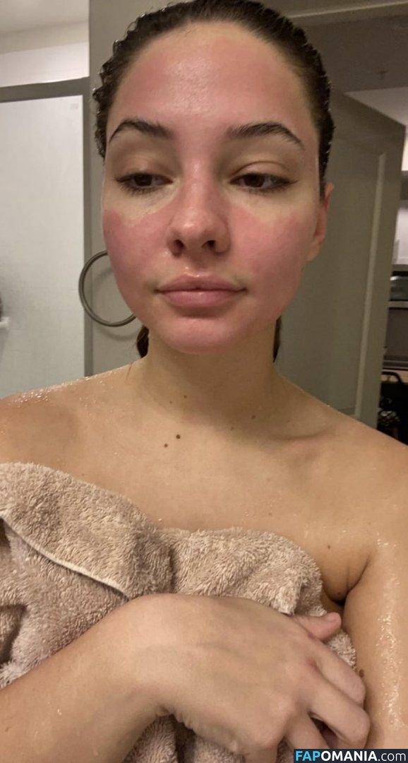 Madelyn Cline / madelyncline Nu OnlyFans  Foto vazada #2